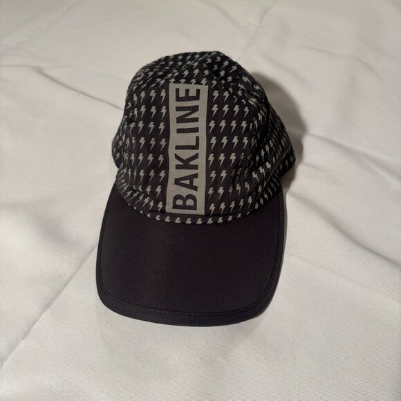 Bakline Reflective Running Cup - Picture 5 of 5